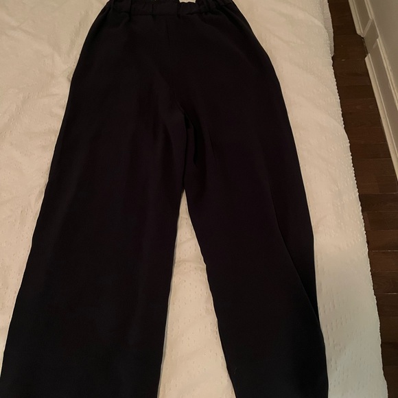 H& M relaxed dress pants - Picture 1 of 2
